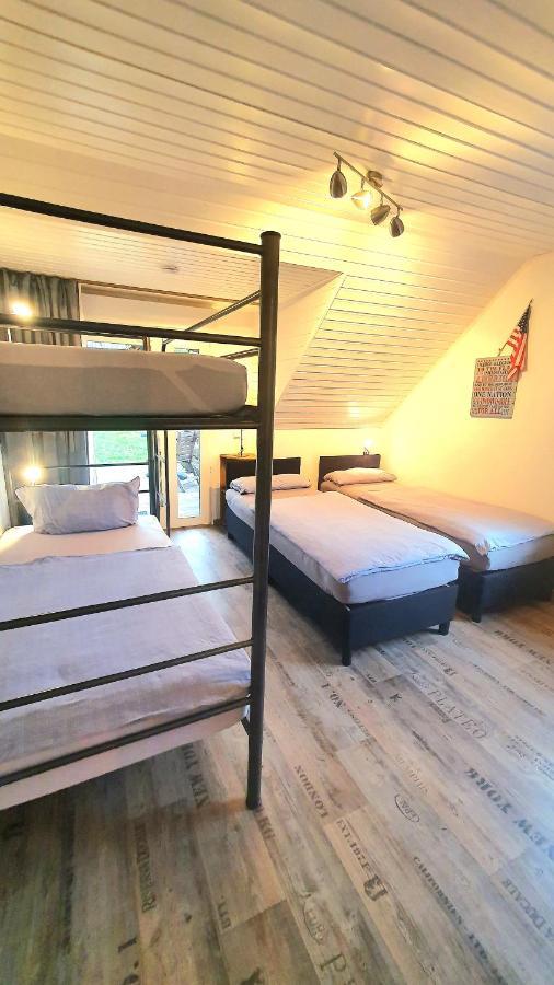 Frankes Lodge Apartment Mit Garten Und Pool, 6 Einzelbetten, Parkplatz Έσσεν Εξωτερικό φωτογραφία