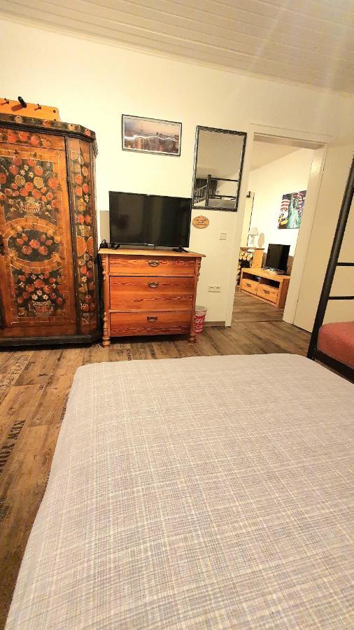 Frankes Lodge Apartment Mit Garten Und Pool, 6 Einzelbetten, Parkplatz Έσσεν Εξωτερικό φωτογραφία